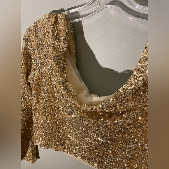 ZARA - Gold Sequin Off Shoulder 3/4 SL Crop Top - Picture 3 of 4